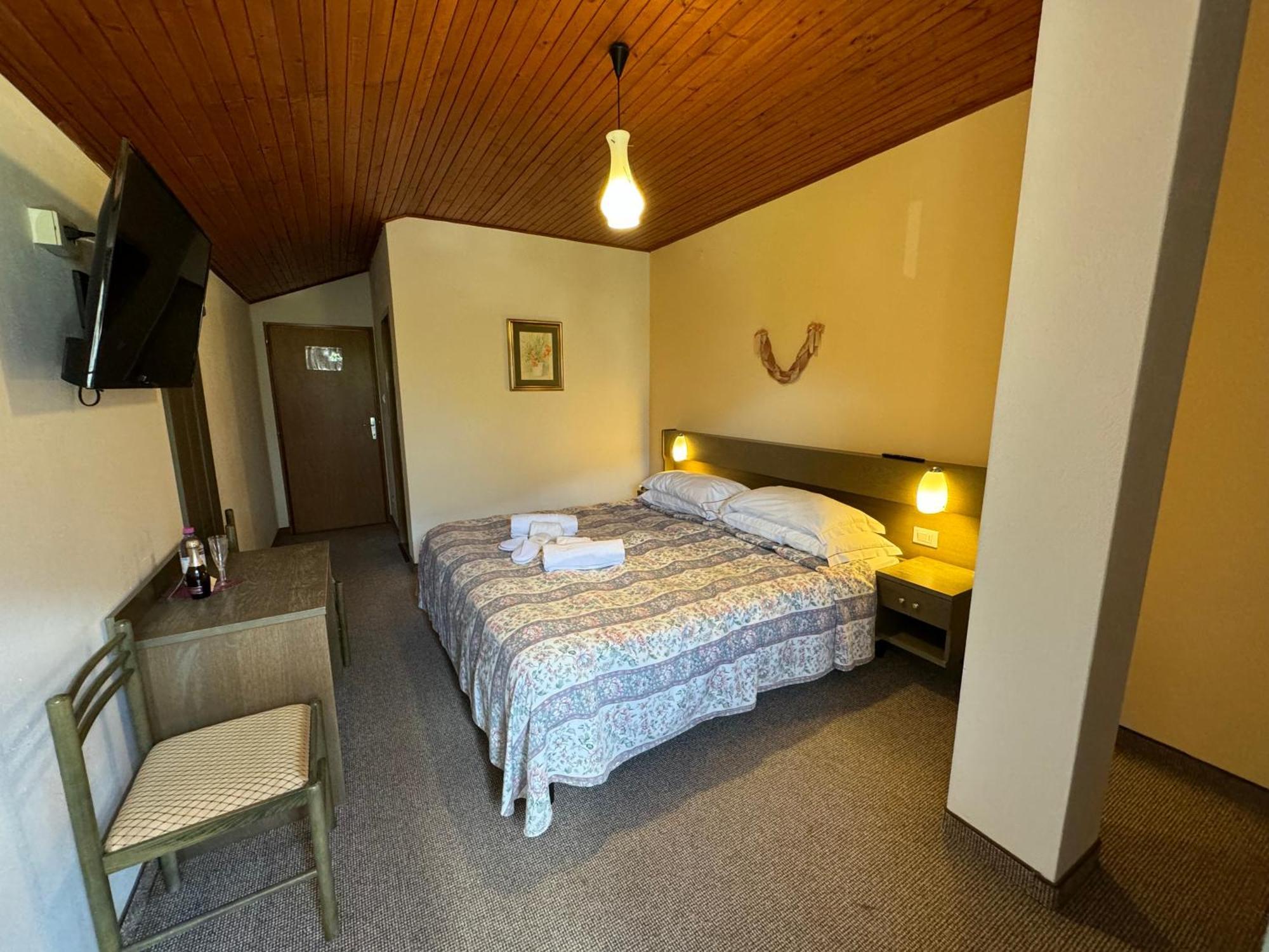 Garden Hotel Bellariva Molveno Szoba fotó
